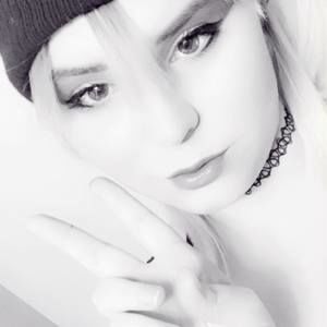 Meet your Posher, Casey